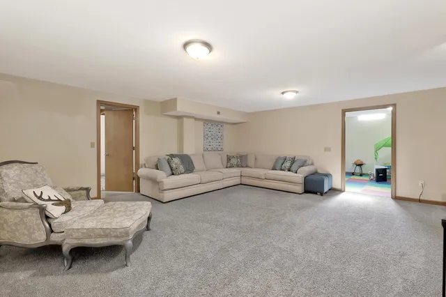 $285,000 | 341 Oakwood Court, Andover, KS 67002