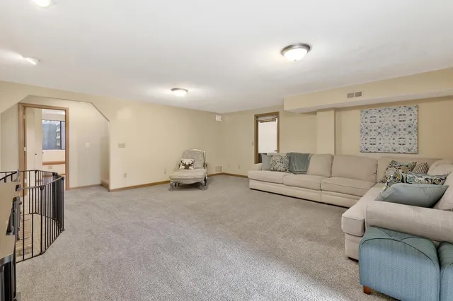 $285,000 | 341 Oakwood Court, Andover, KS 67002