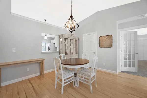 $285,000 | 341 Oakwood Court, Andover, KS 67002