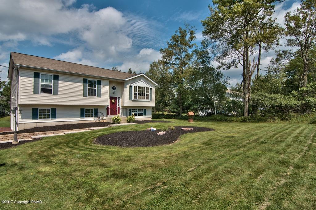 647 Mountain Road Blakeslee, PA 18610 - Photo 2 of 45 Exterior View 14