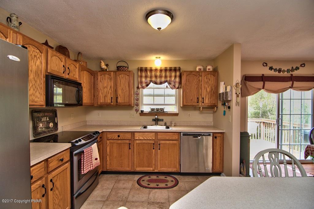 647 Mountain Road Blakeslee, PA 18610 - Photo 24 of 45 Kitchen View 6