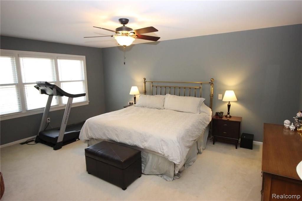 775 Whitney Drive Rochester Hills, MI 48307 - Photo 15 of 22