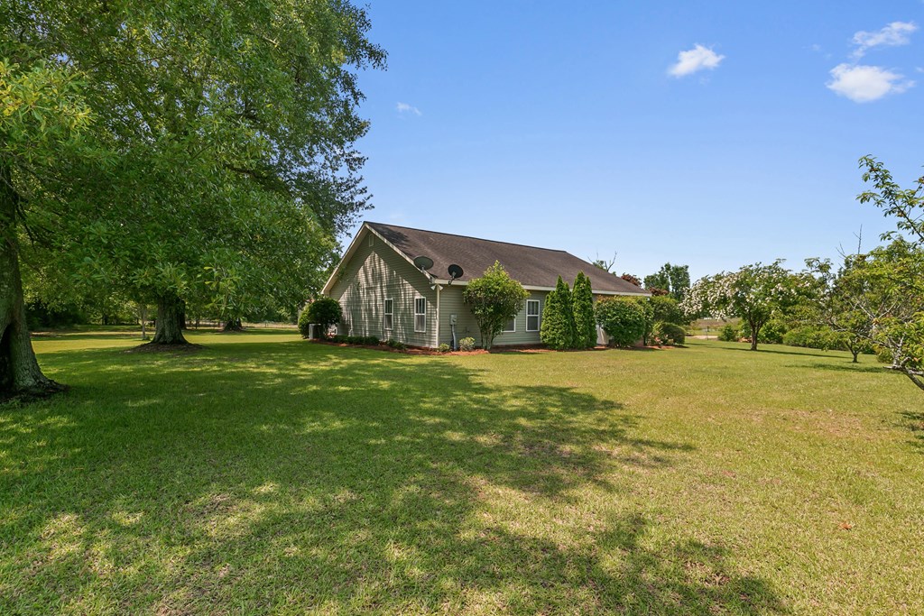 1148 Crawford Road Cowarts, AL 36321 - Photo 38 of 74