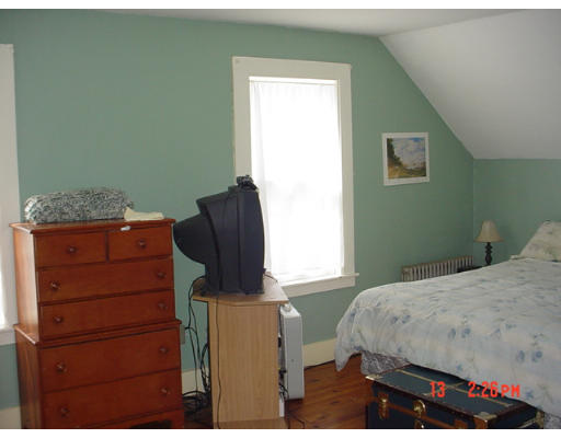 49 Thompson Street Maynard, MA 01754 - Photo 8 of 11 Gallery Image 8
