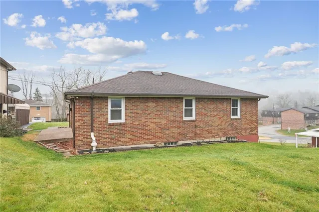 $190,000 | 1013 10th Street, Irwin, PA 15642