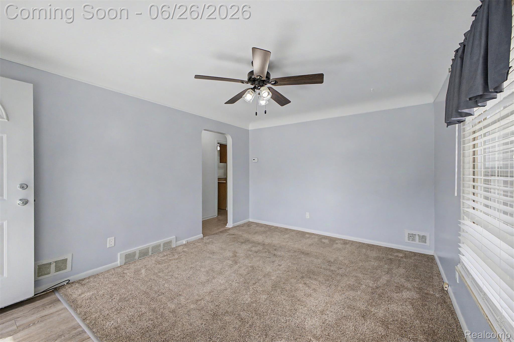 2216 Banner Street Dearborn, MI 48124 - Photo 7 of 34 Living 5.jpg