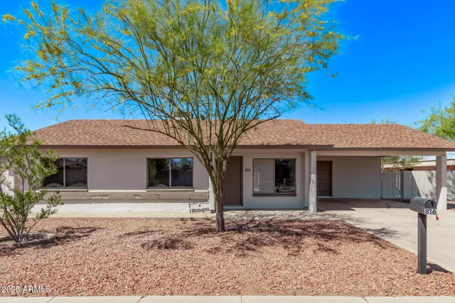 $2,100 | 816 East Saguaro Street, Casa Grande, AZ 85122