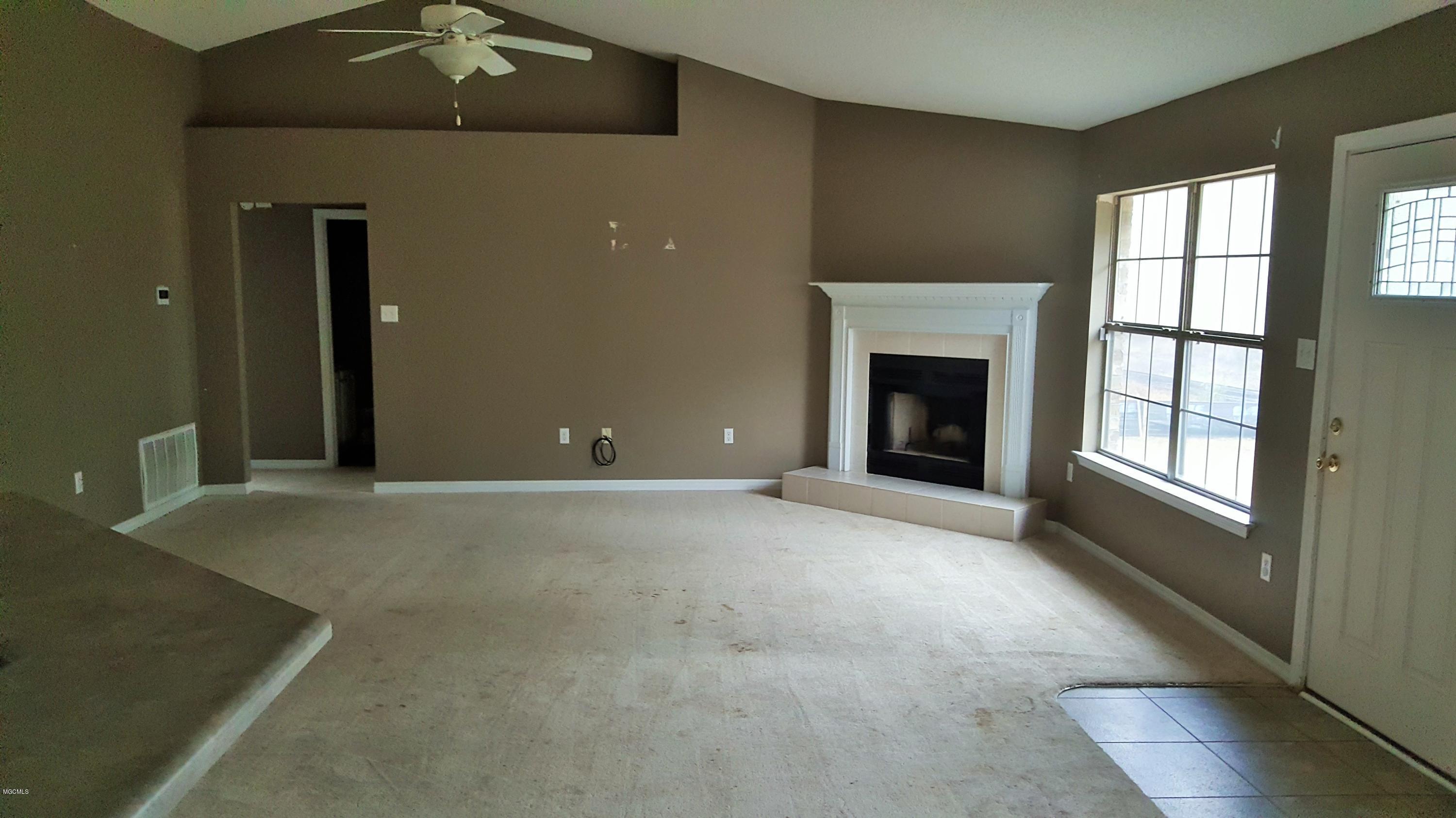 6825 Biddix Evans Road Ocean Springs, MS 39564 - Photo 3 of 12 2