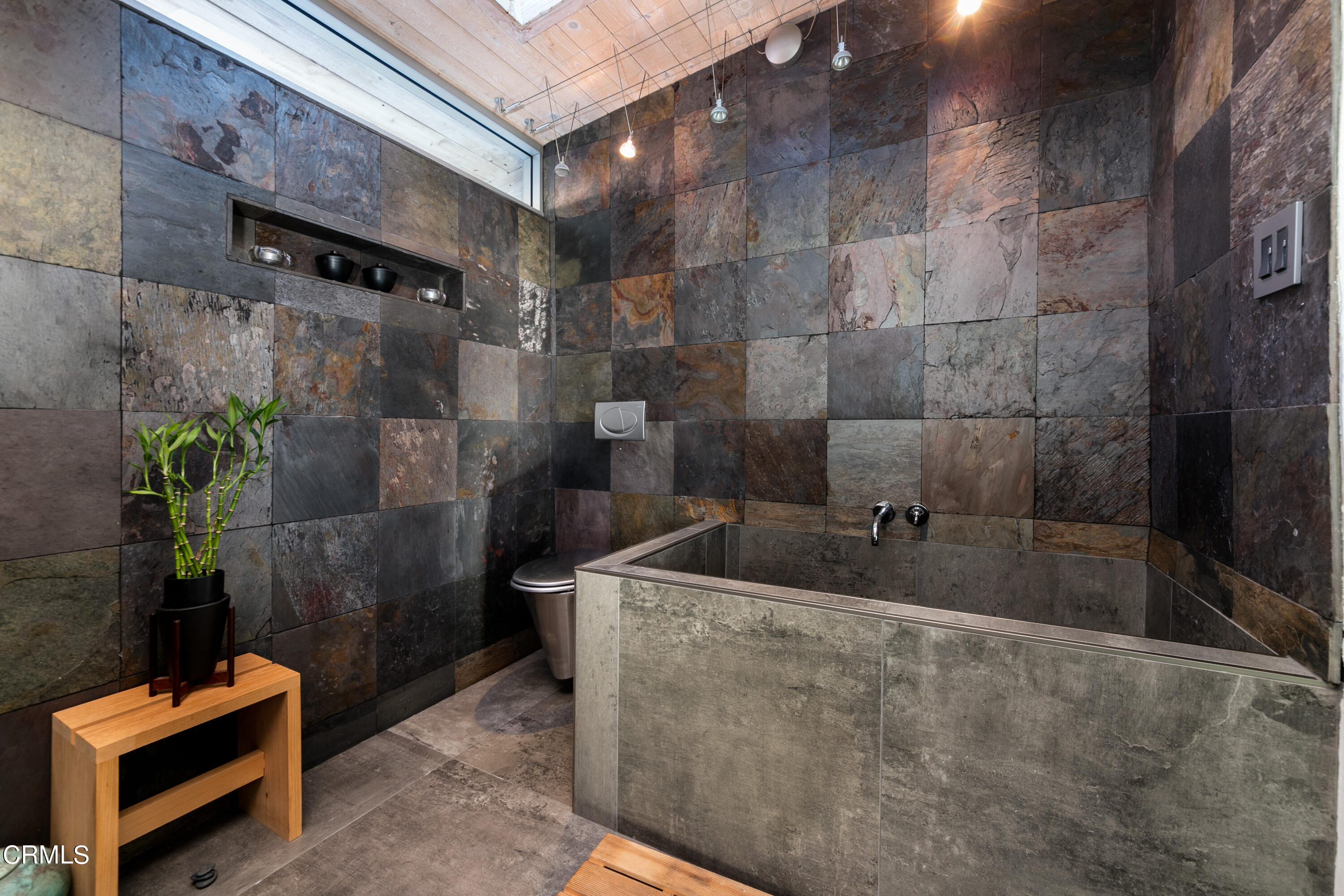 1290 Fairlawn Way Pasadena, CA 91105 - Photo 15 of 30