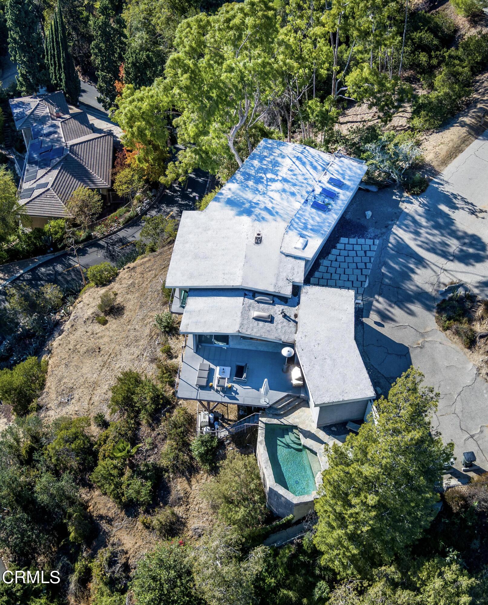 1290 Fairlawn Way Pasadena, CA 91105 - Photo 26 of 30 an aerial view of a house with a garden