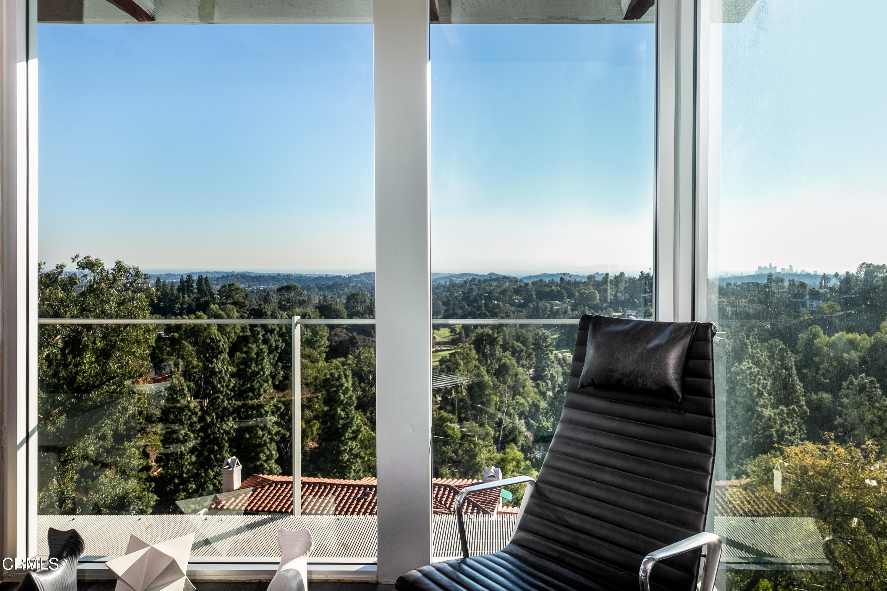 1290 Fairlawn Way Pasadena, CA 91105 - Photo 9 of 30 a view of a balcony with couches and wooden floor