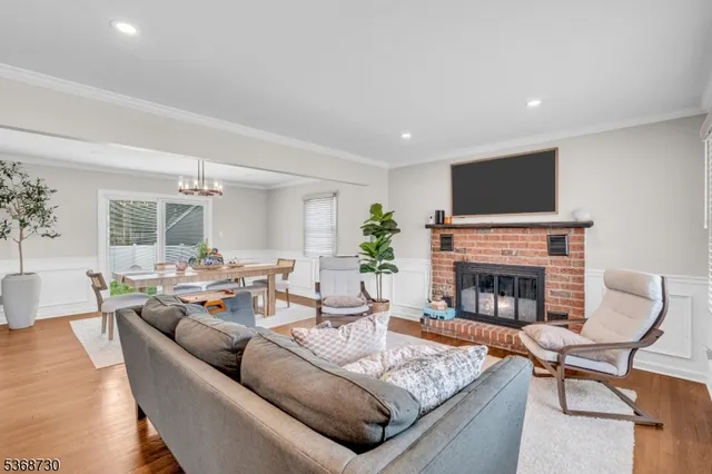 $559,000 | 1915 Crescent Parkway, Linden, NJ 07036