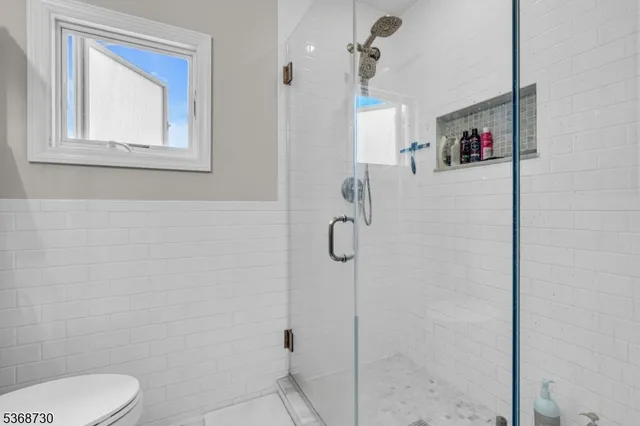 $559,000 | 1915 Crescent Parkway, Linden, NJ 07036