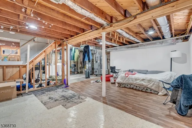 $559,000 | 1915 Crescent Parkway, Linden, NJ 07036