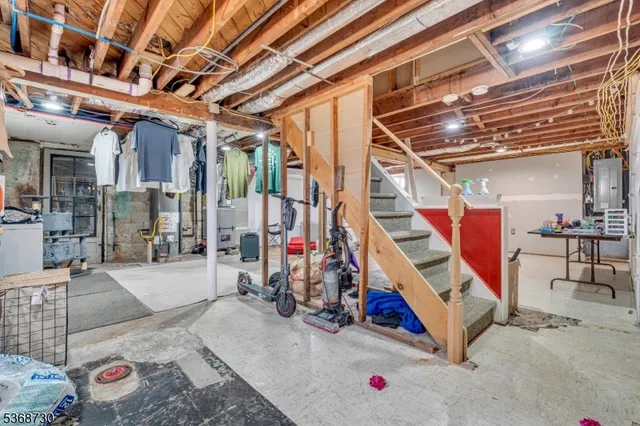 $559,000 | 1915 Crescent Parkway, Linden, NJ 07036