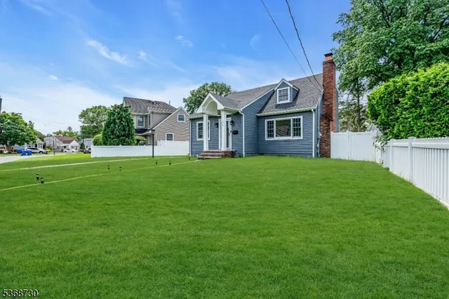 $559,000 | 1915 Crescent Parkway, Linden, NJ 07036