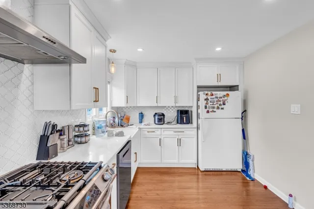 $559,000 | 1915 Crescent Parkway, Linden, NJ 07036