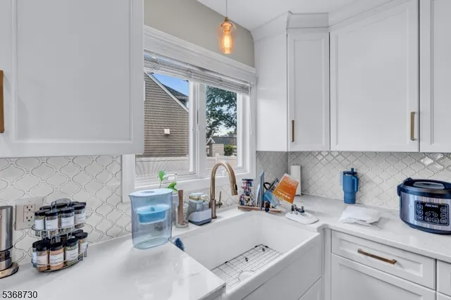 $559,000 | 1915 Crescent Parkway, Linden, NJ 07036