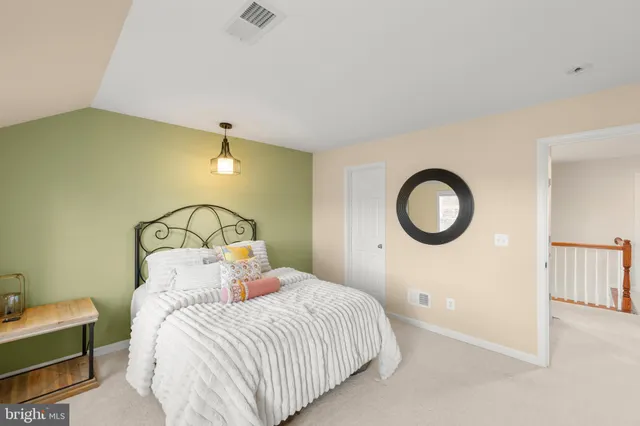 $619,900 | 102 Flyfoot Drive, Stephenson, VA 22656