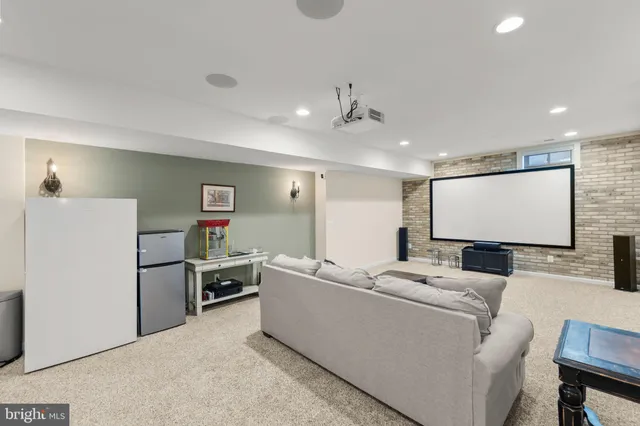 $619,900 | 102 Flyfoot Drive, Stephenson, VA 22656