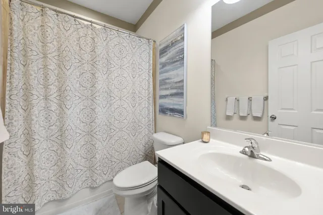 $619,900 | 102 Flyfoot Drive, Stephenson, VA 22656