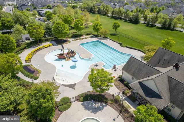 $619,900 | 102 Flyfoot Drive, Stephenson, VA 22656