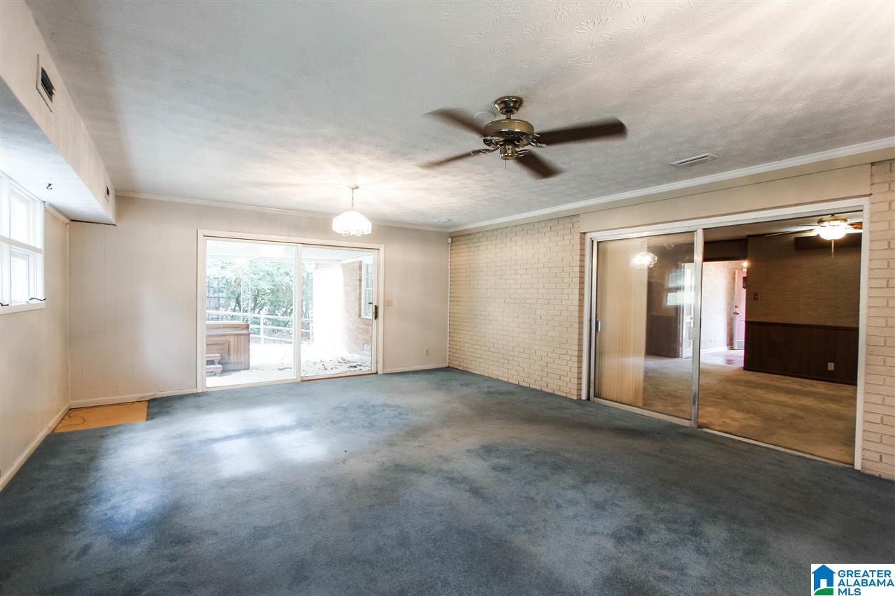 1930 Henry Road Anniston, AL 36207 - Photo 10 of 50