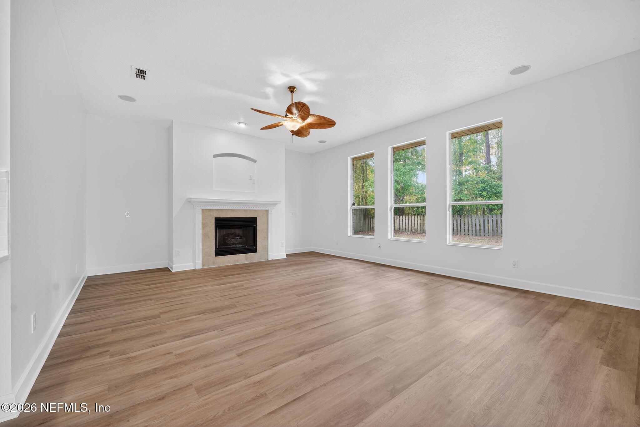 10958 Crichton Road Jacksonville, FL 32221 - Photo 2 of 15 08_10958_Crichton_Rd_Jacksonville_FL_322