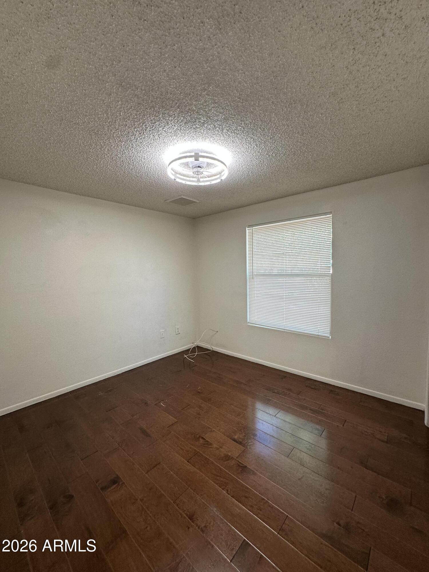 5653 West Hatcher Road Glendale, AZ 85302 - Photo 9 of 18 IMG_2637