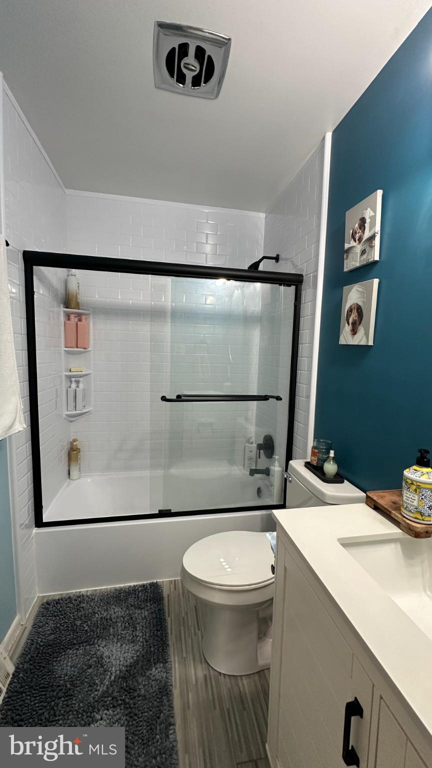228 Embleton Road Owings Mills, MD 21117 - Photo 14 of 31 Modern bathroom with stylish accents.