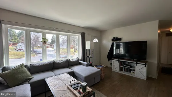 $3,000 | 228 Embleton Road, Owings Mills, MD 21117