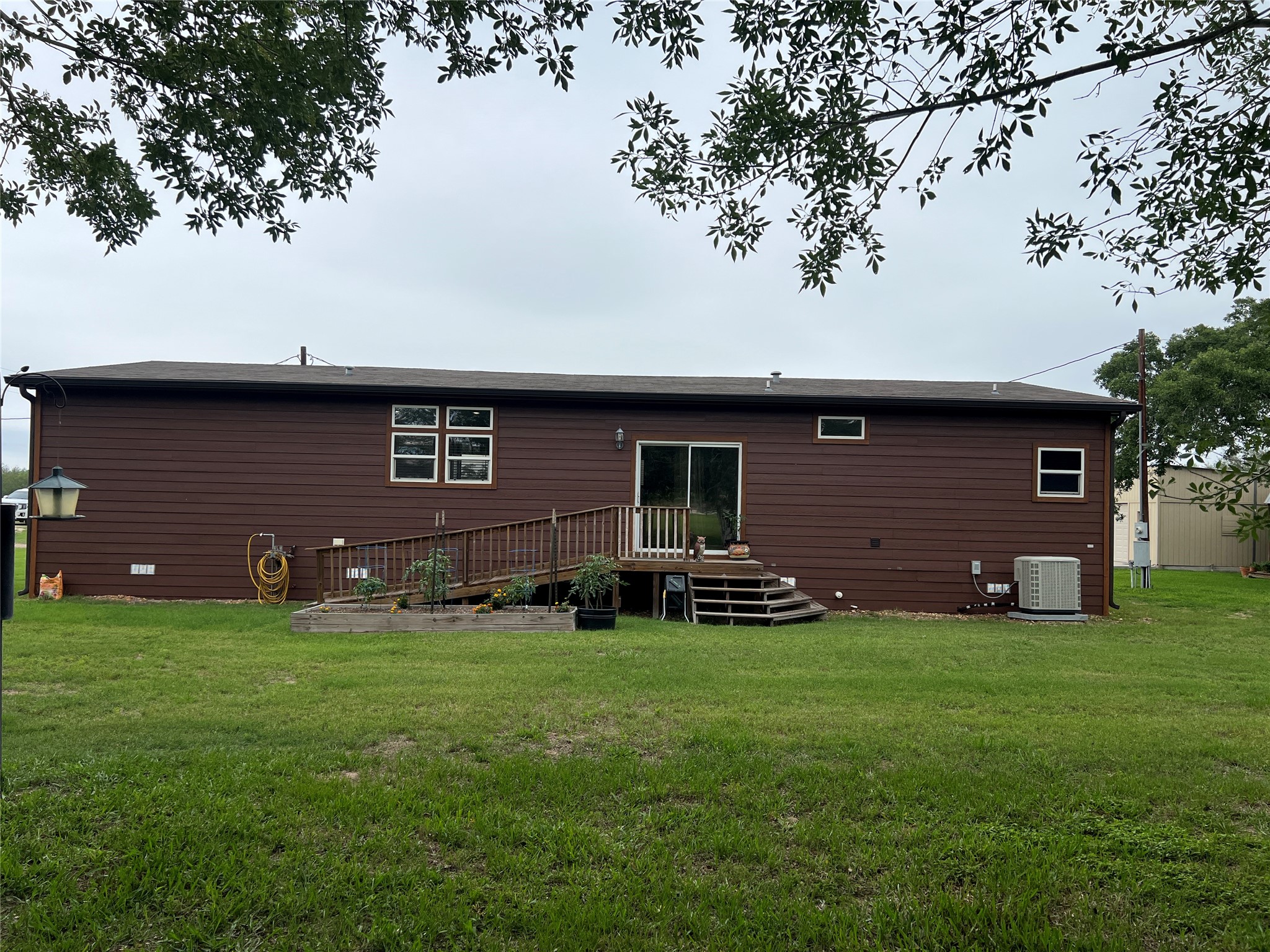 1385 Bego Road Goliad, TX 77963 - Photo 3 of 40