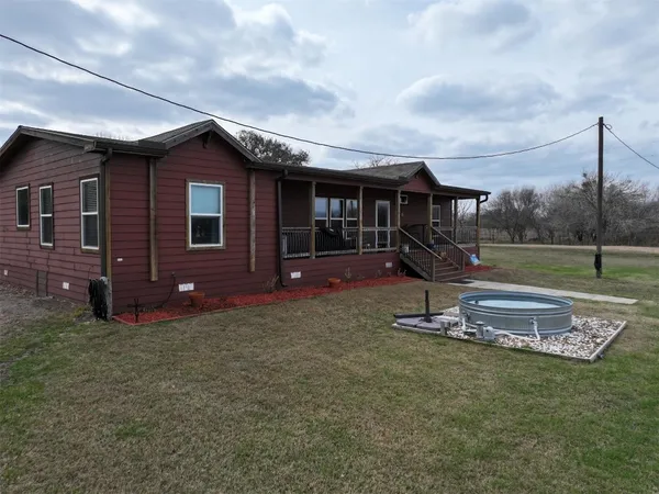 $449,000 | 1385 Bego Road, Goliad, TX 77963