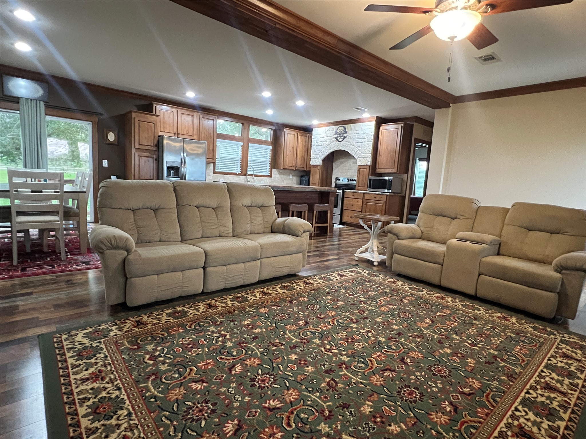 1385 Bego Road Goliad, TX 77963 - Photo 9 of 40