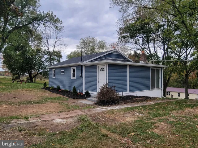 $229,900 | 40 Smith Road, Newport, PA 17074