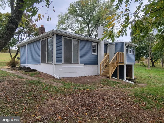 $229,900 | 40 Smith Road, Newport, PA 17074