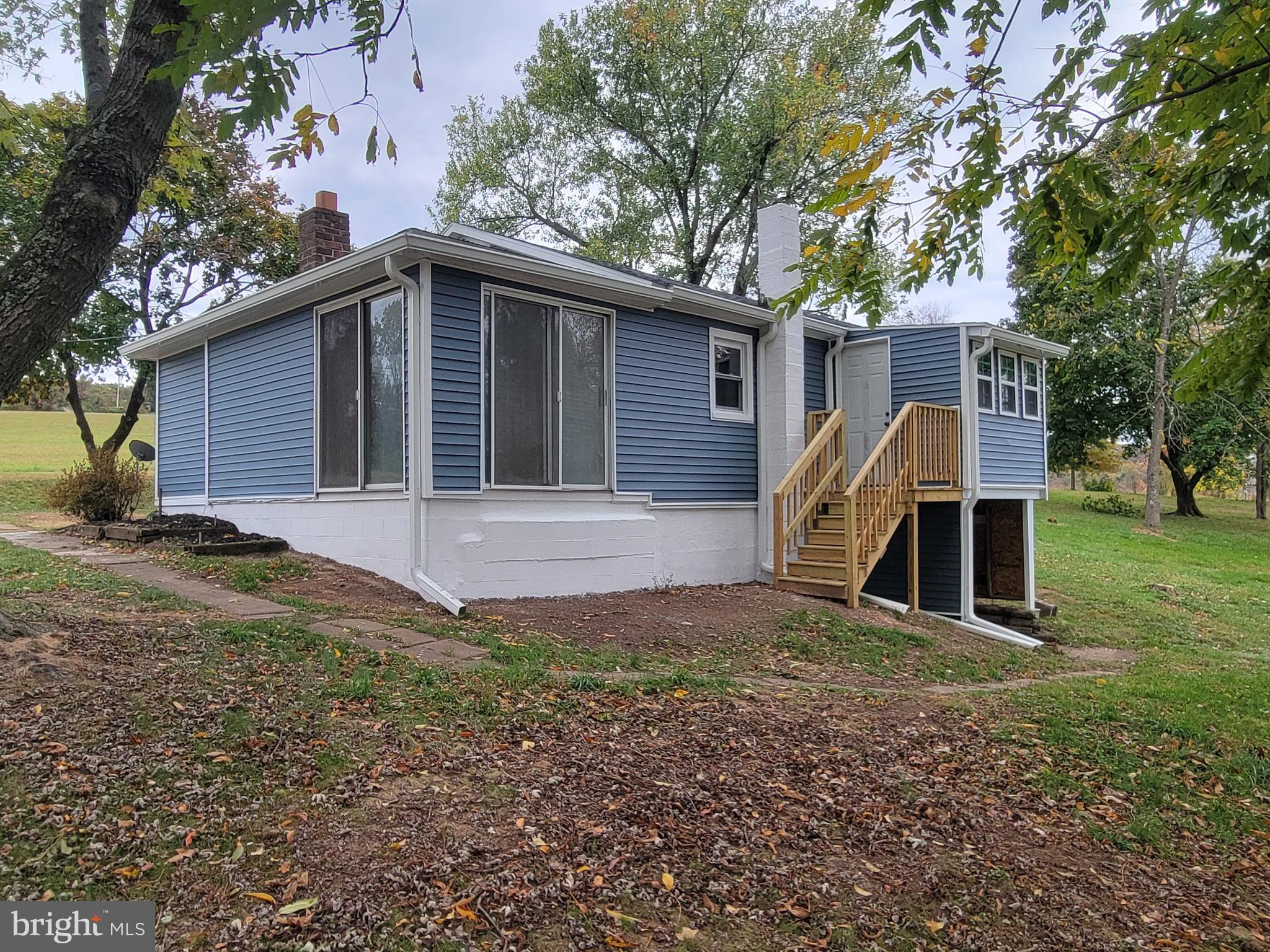 40 Smith Road Newport, PA 17074 - Photo 2 of 27