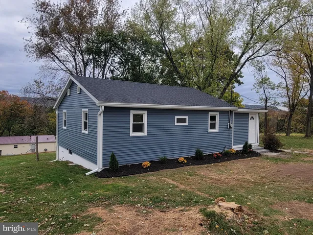 $229,900 | 40 Smith Road, Newport, PA 17074