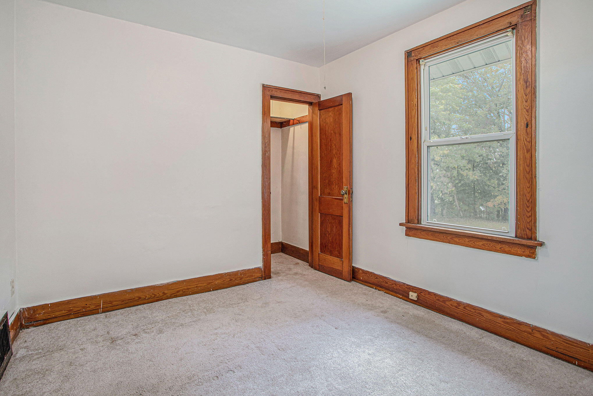 6601 South Pipestone Road Eau Claire, MI 49111 - Photo 11 of 18 IMG_9318
