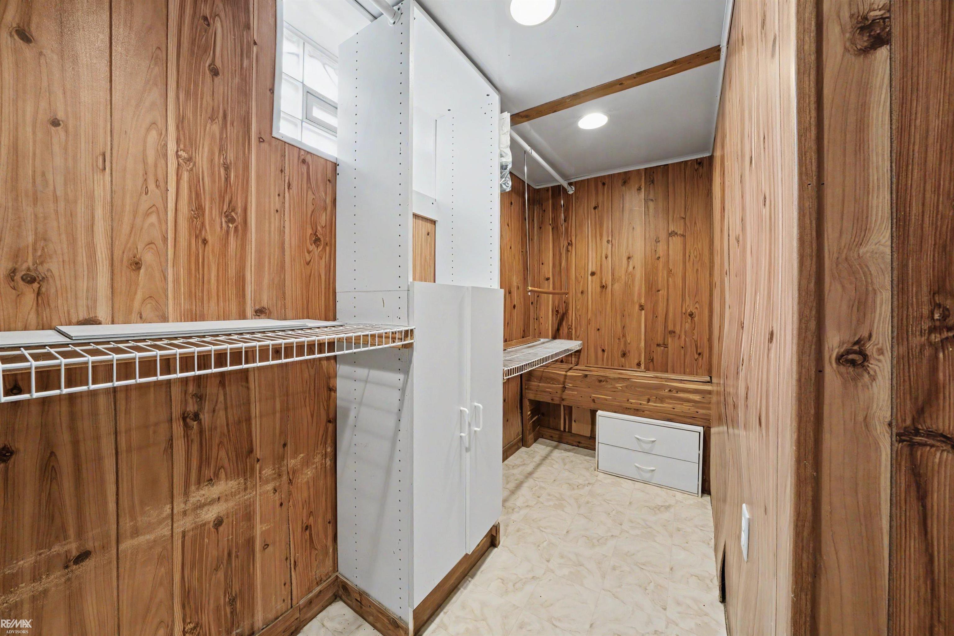 28900 South River Road Harrison Township, MI 48045 - Photo 40 of 81