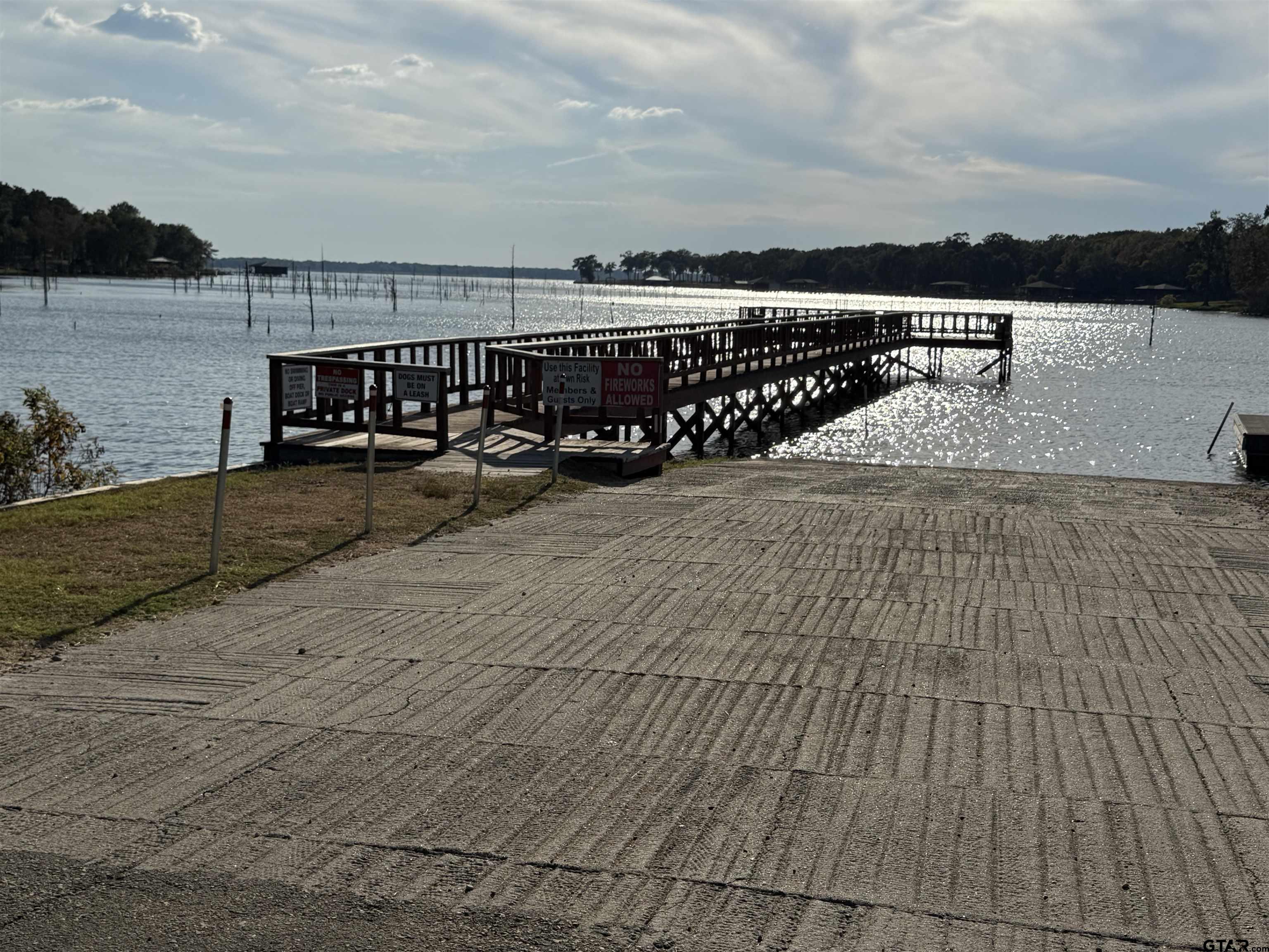 a view of a terrace with city view