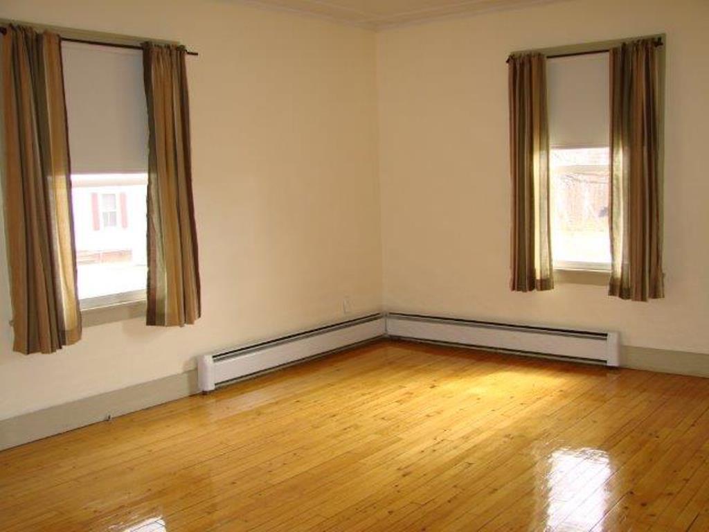 37 Elm Street Fairfield, ME 04937 - Photo 9 of 16 Photo