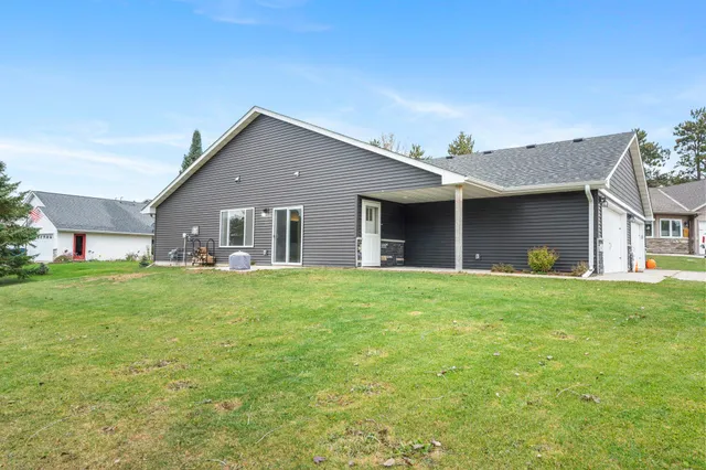 $285,000 | 441 White Pine Lane, Somerset, WI 54025