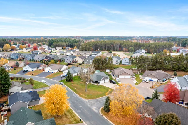 $285,000 | 441 White Pine Lane, Somerset, WI 54025