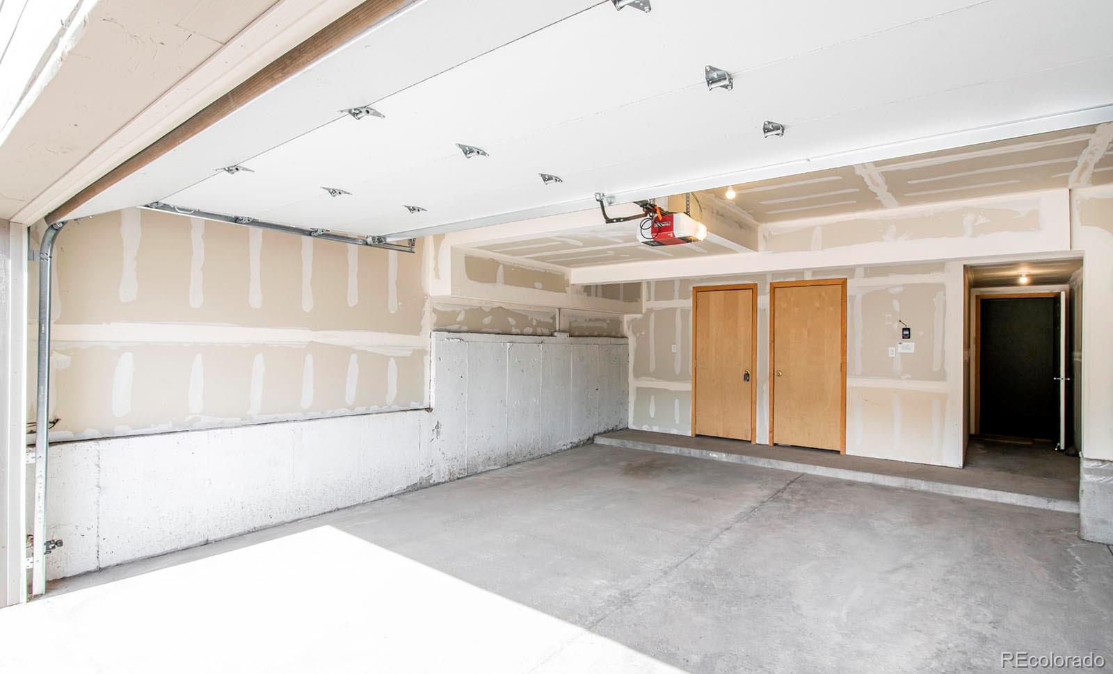 23559 Genesee Village Road, Unit B Golden, CO 80401 - Photo 20 of 38 Gallery Image 20
