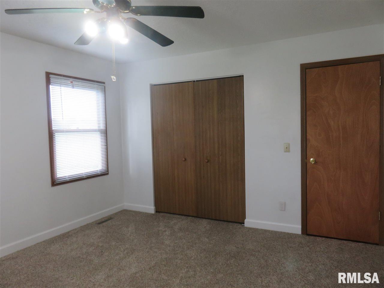 6112 Appomattox Road Davenport, IA 52806 - Photo 12 of 24 Gallery Image 12
