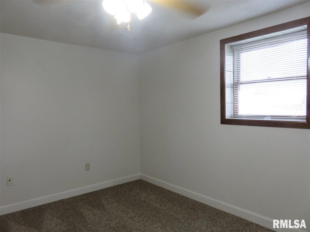 6112 Appomattox Road Davenport, IA 52806 - Photo 18 of 24 Gallery Image 18