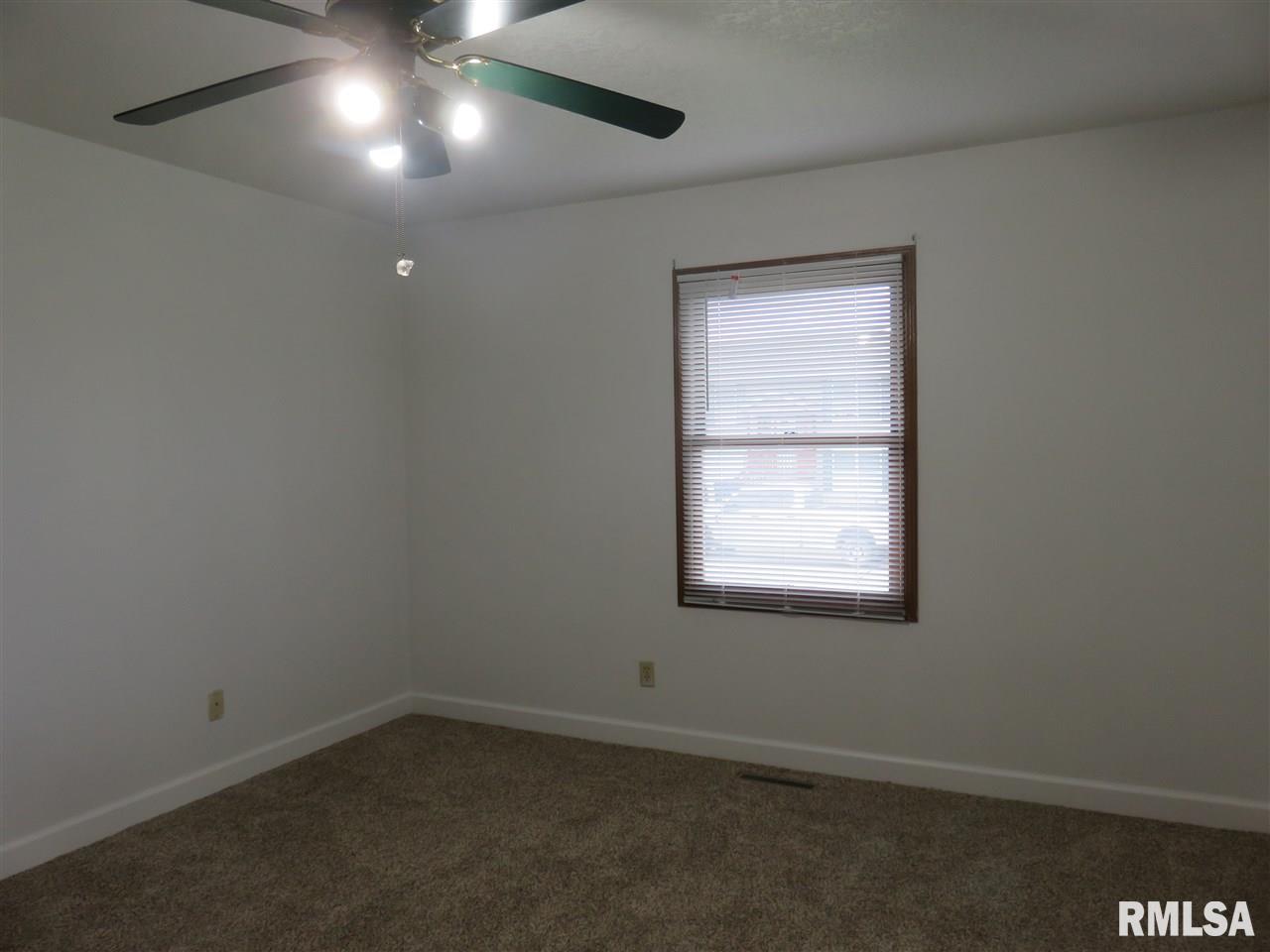 6112 Appomattox Road Davenport, IA 52806 - Photo 20 of 24 Gallery Image 20