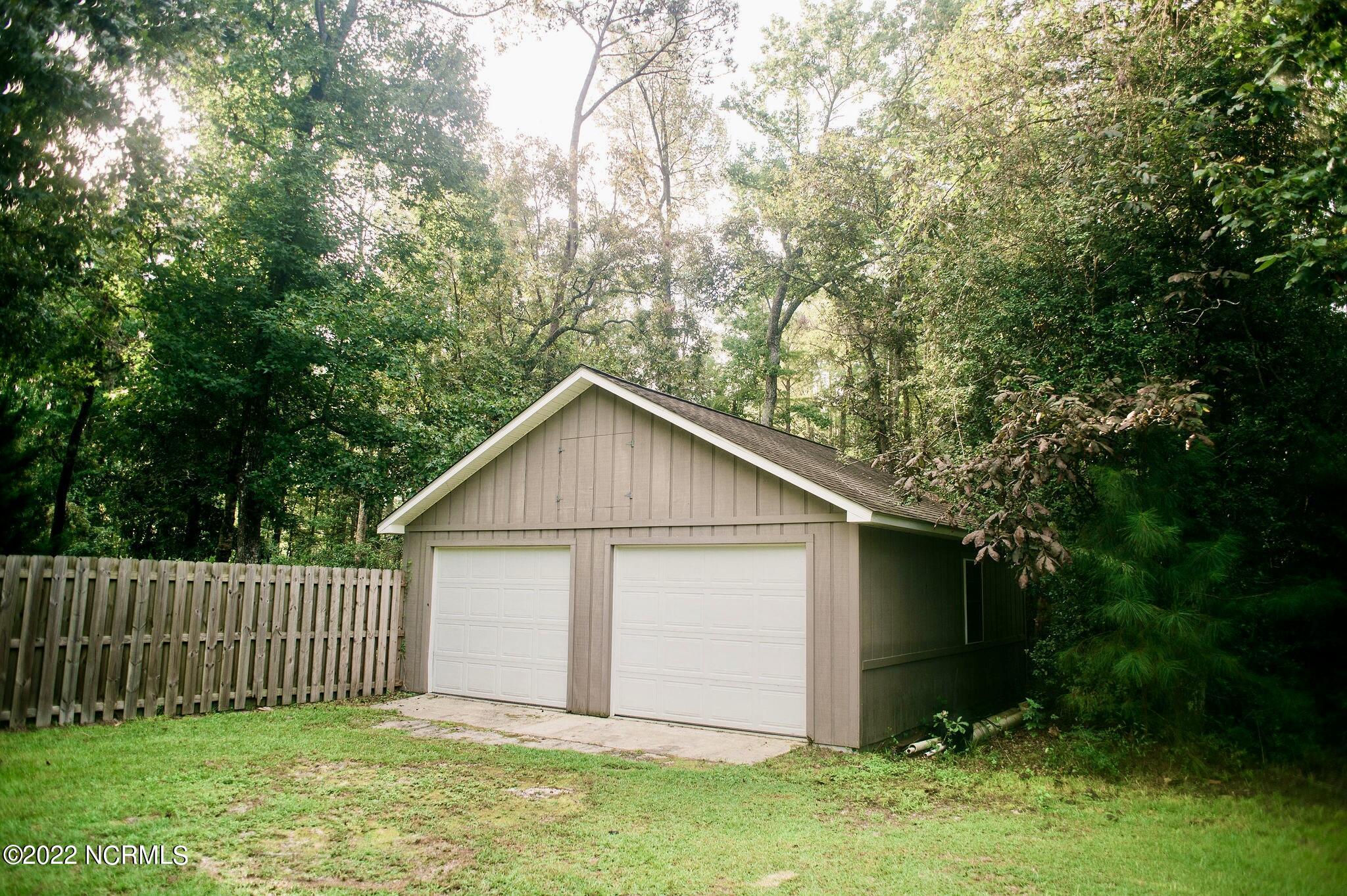 409 Whitebridge Road Hampstead, NC 28443 - Photo 54 of 56 WhitebridgeRd-28 2