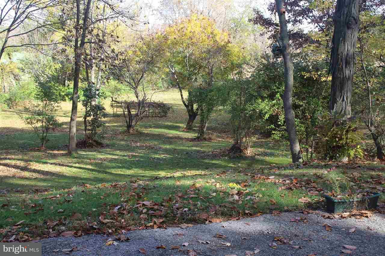 1927 Rosepointe Way Spring Grove, PA 17362 - Photo 2 of 18